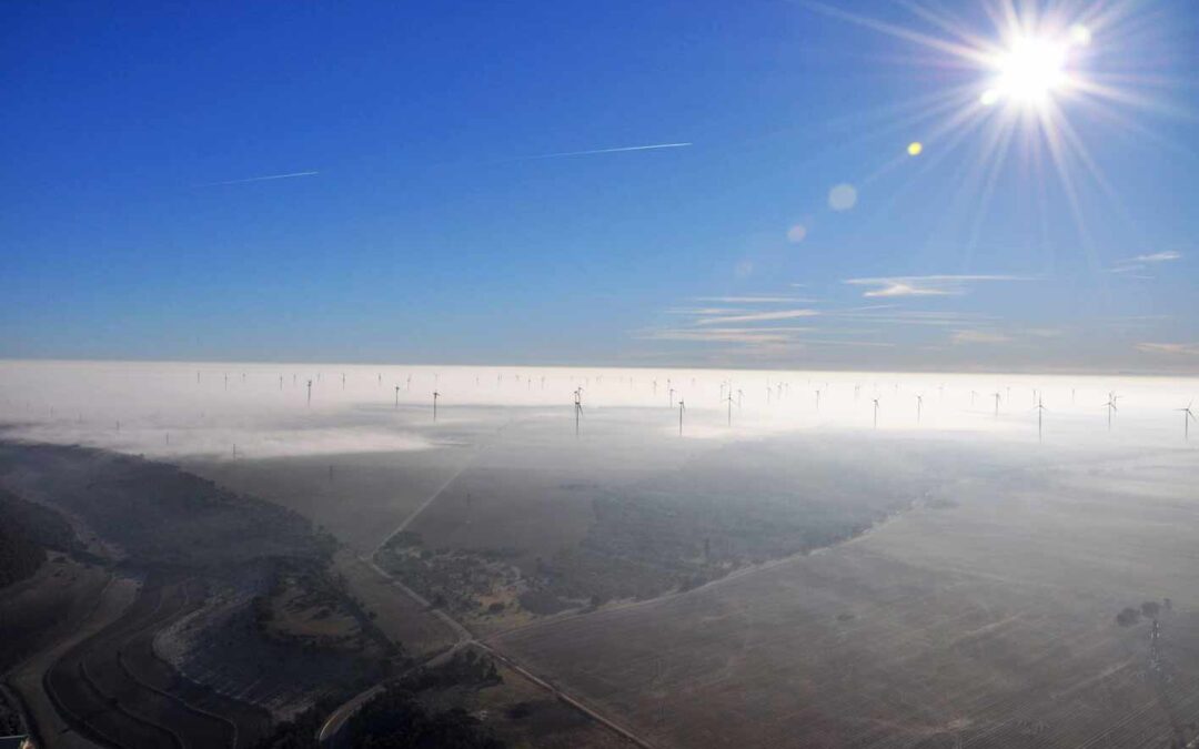 ¿Qué combustible utilizan los globos de aire caliente?